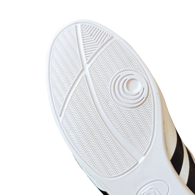 大人と子供テコンドーシューズ男性女性体育館カンフー柔術空手トレーニングシューズ通気性 TPR ソフト底の靴