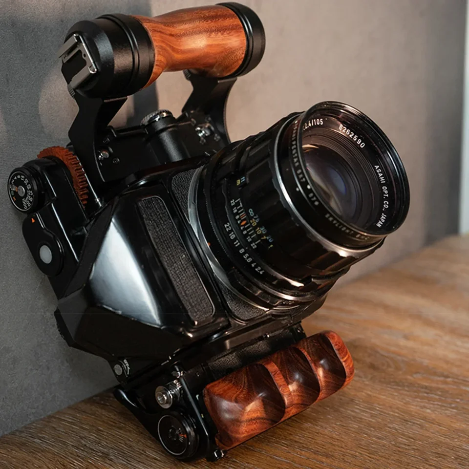 ペンタックス Pentax レフトハンド グリップ 6x7 67 II 2684 NEW Wood Camera Hand Grip For Pentax 67 6X7 ii Left hand Handle