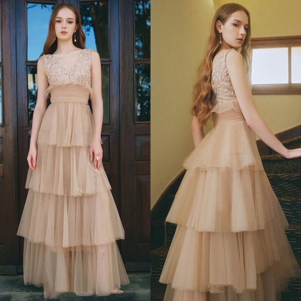 Customized Tulle Applique Pleat Valentine's Day A-line Poretrait Bespoke Occasion Gown Midi Dresses