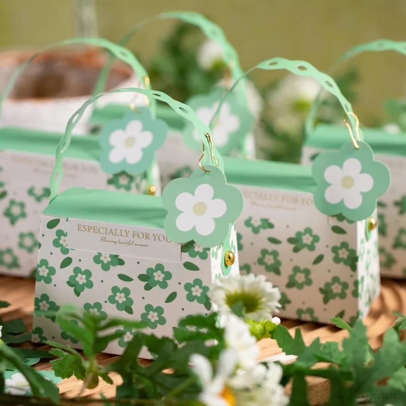 50pcs Green Flower Box for Wedding Party Souvenirs Communion Details for Guests Gift Cardboard Handle Chocolate Bags