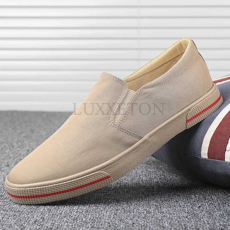 Leisure Men\'s Shoes in The Spring of The New Joker Low Help Sandals Breathable Soft Bottom Lazy Canvas Shoes Men Vulcanized