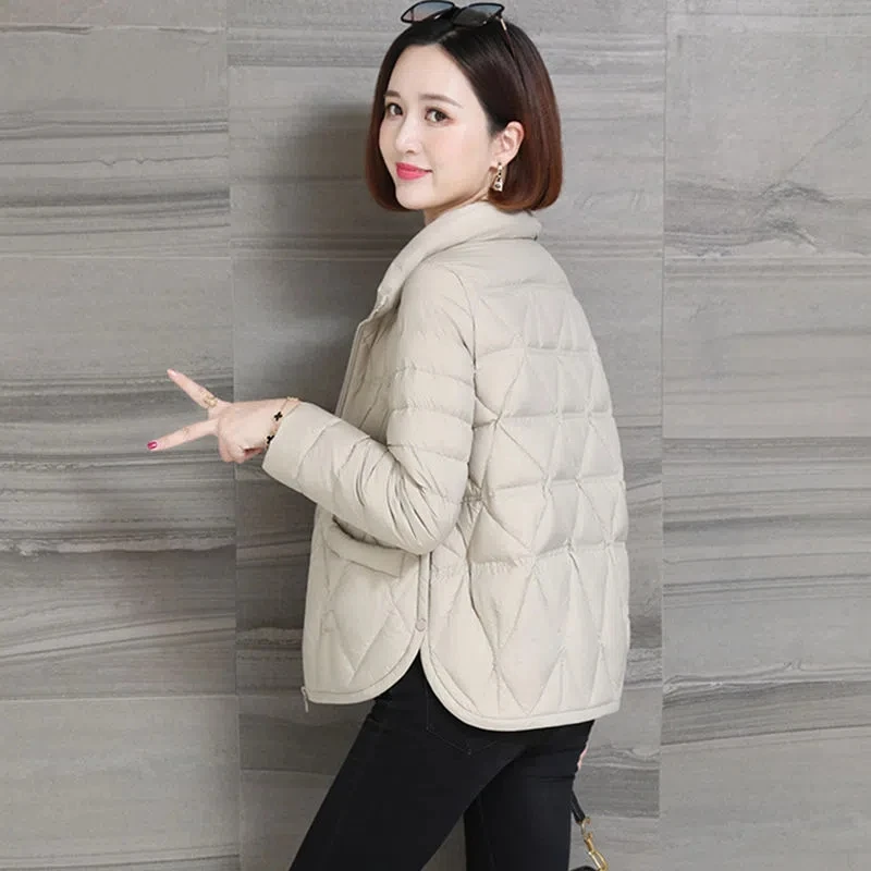 Casaco acolchoado de inverno casual solto feminino, leve, curto para baixo, jaqueta de algodão, feminino, nova moda, tamanho grande, outono, 2024