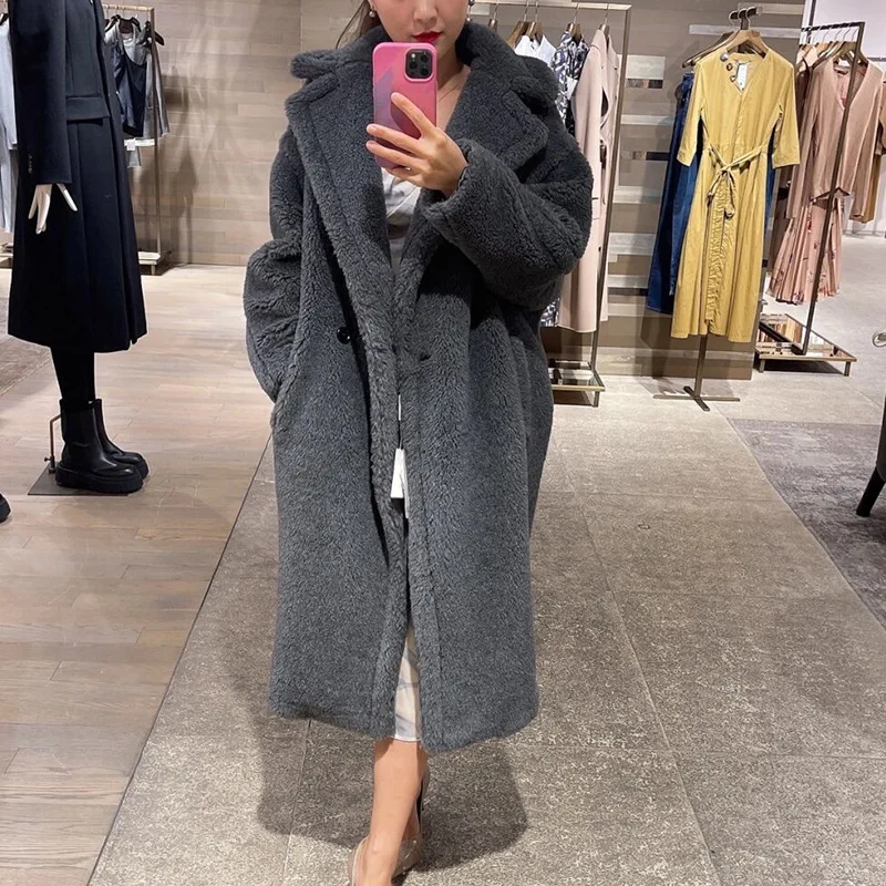 2023 Woolen fur,European Vintage warm real shearing fur coats luxury Long real woolen Overcoat for Women