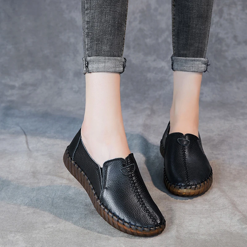 Women Moccasins Flats Shoes Ladies Genuine Leather Shoes Woman Loafers Slip On Women's hospital Comfy Nurse Shoes 2024 New  ﻿