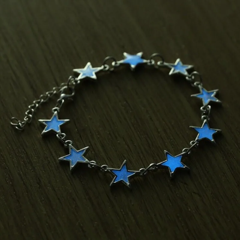 b127  Fluorescent Design Sense Bracelets Heart Star Flower Shape Bracelets Glow in The Dark Luminous Bracelet Women Jewelry