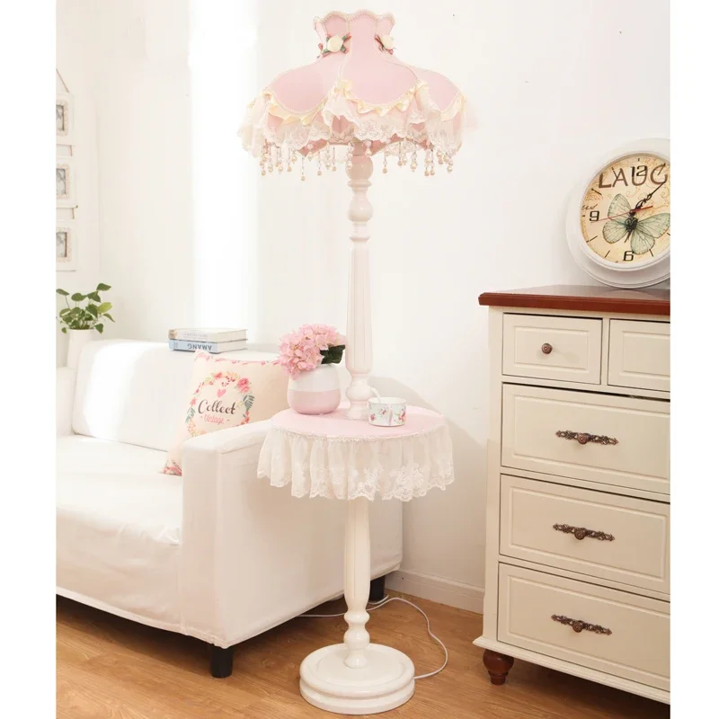 

European floor lamp bedroom bedside princess Korean girl children's room sofa living room coffee table high standing table lamp