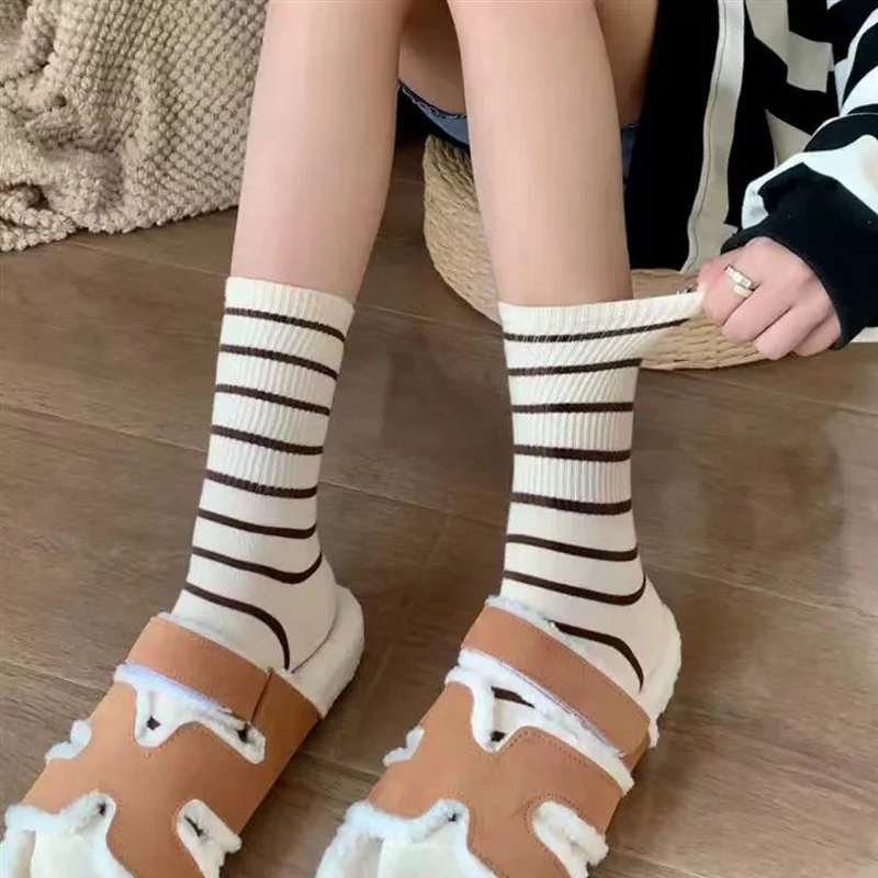 5 Pairs Striped Men's And Women's Socks Women's Spring Summer Coffee Color Mid-tube Socks Double Needle Stockings Cotton Socks