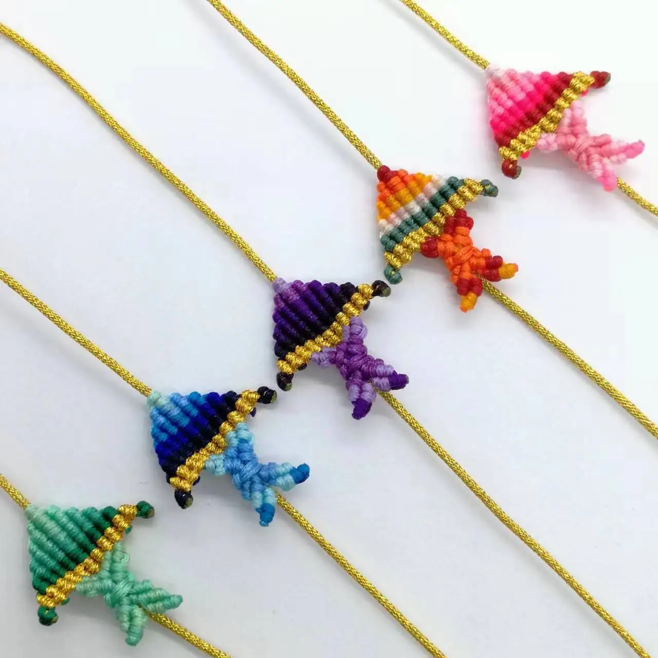 

Newest Summer Women Rainbow Tropical Colorful Gold Rope Handmade Fish Lucky Cute Braided Bracelet Gift