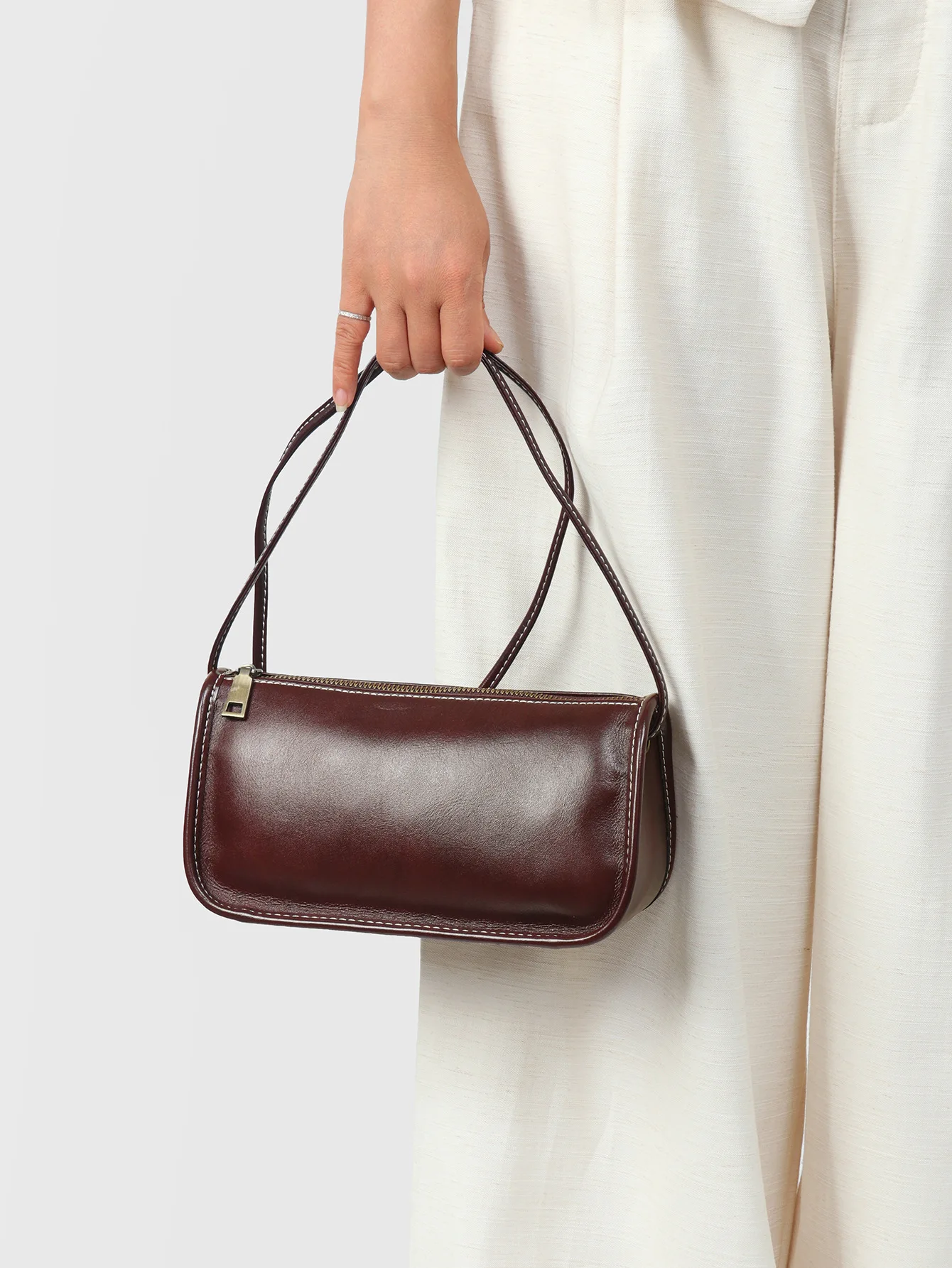 2026 New Genuine Leather Women's Phone Bag, Fashion Casual Vintage Dumpling Bag, Muted Tones Shoulder & Crossbody Bag for Ladies