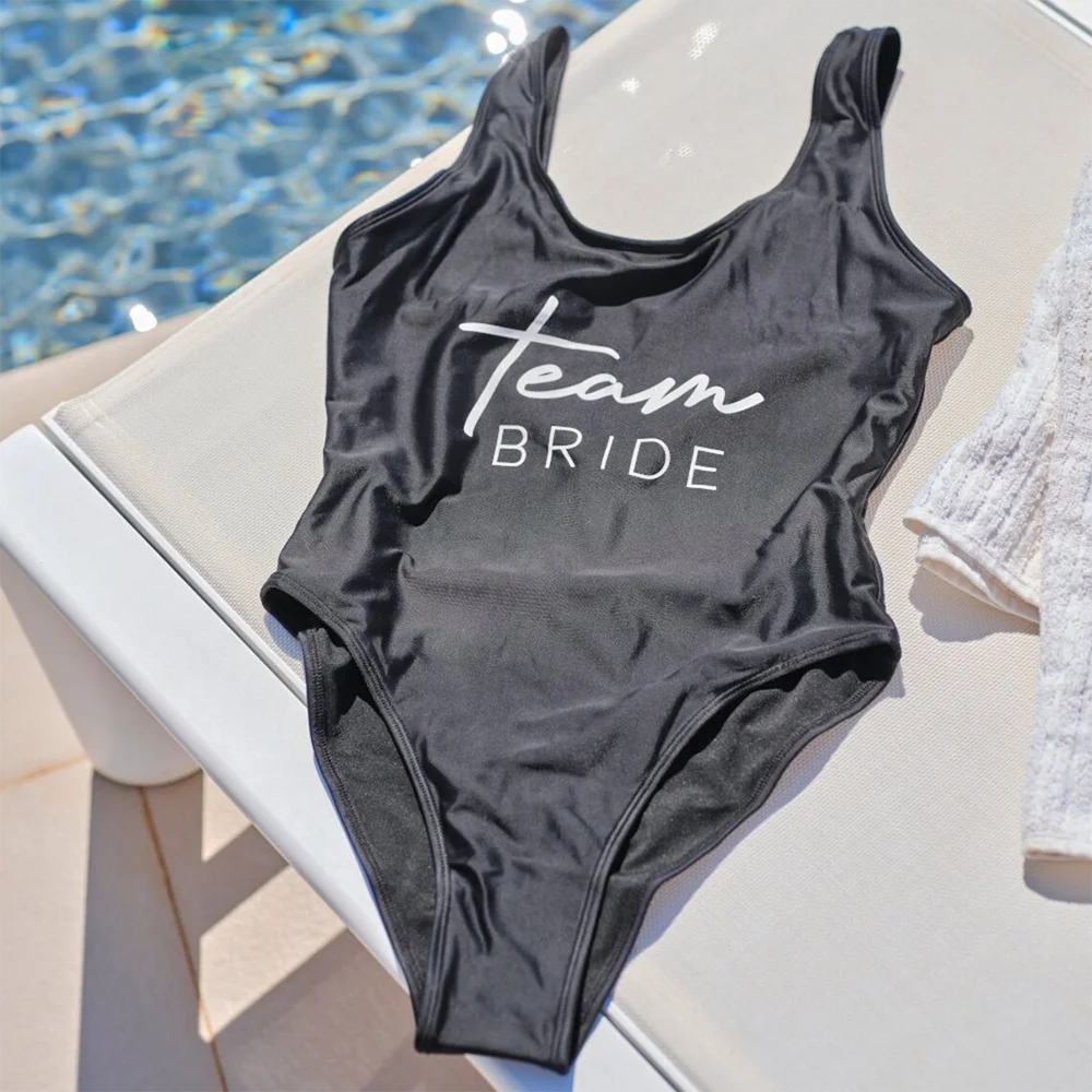 Weißer Badeanzug für die Braut, Strand-Badeanzug für die Junggesellinnenparty, Geschenk für die zukünftige Braut, Junggesellinnenparty-Geschenke, Brautparty-Zubehör, Junggesellinnenabschied-Zubehör – Detail 2