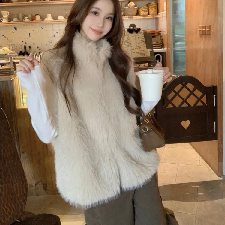 

Women's Vest Svel Stand Collar Furry Light Beige High-End Feel Chic Design Winter Faion Commute Sle Tank Top