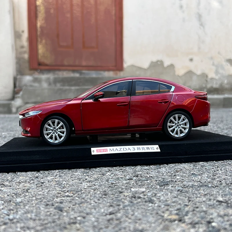 1:18 Original Scale Model,Mazda 3 AXELA 2021,Diecast Model for Collection and Display