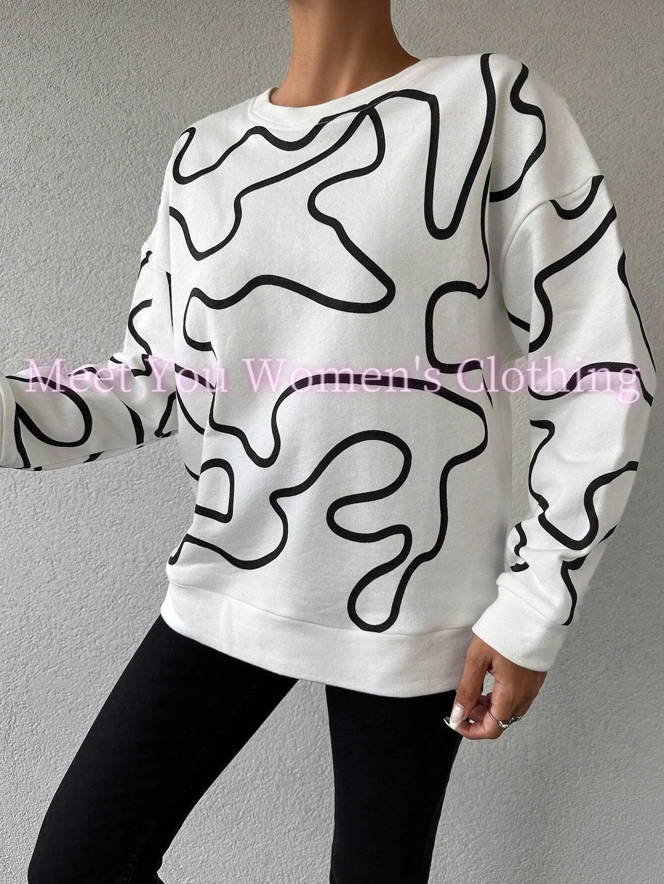 

Irregularly Lines Print Winter Women Round Neck Sweatshirt Outdoors All-Match Females Girl Tops Women Clothing