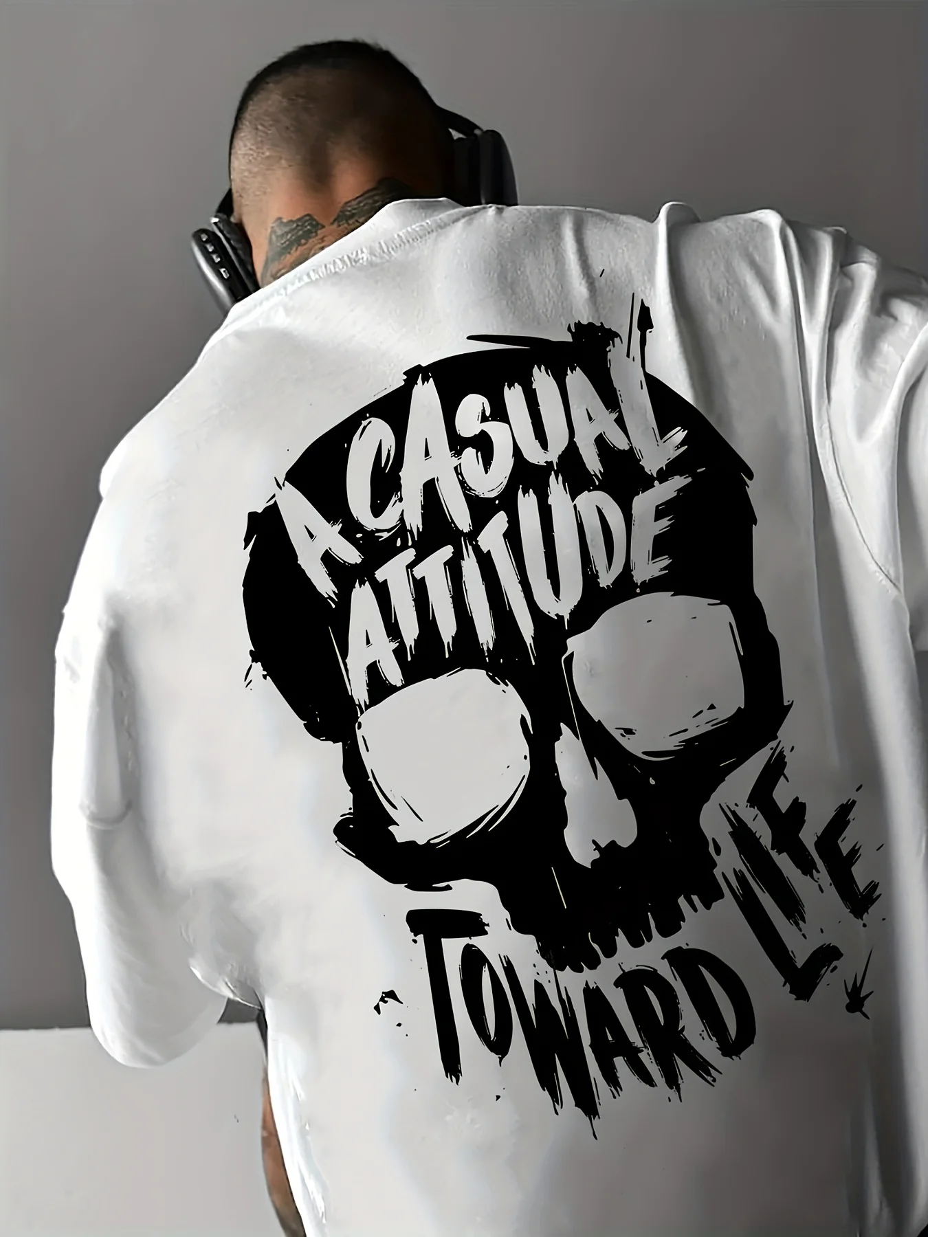 Sommerliches Herren-T-Shirt mit Aufdruck „A Casual Attitude Towards Life“, modisch, lässig, kurzärmelig, bequem, atmungsaktiv