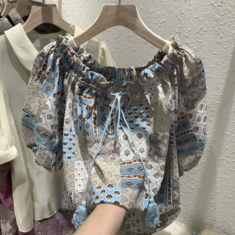 2024 New Summer French Retro Ethnic Wind and Snow Spinning Short Sleeved Loose Printed Patchwork Bandage Women's T-shirt Top