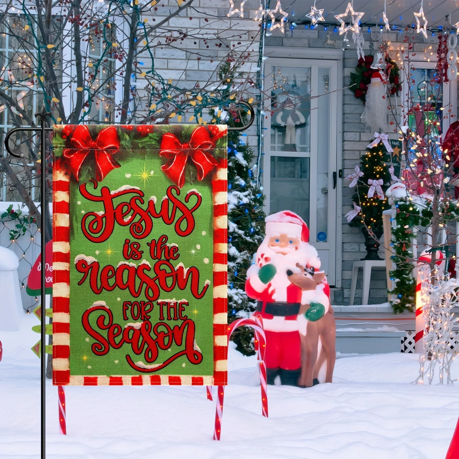 1-Pack, Christmas Garden Flag, Double-Sided Red Checkered Christmas Decorative Flag, Suitable for Outdoor Garden Decorations in Winter, Available in 12x18/28x40 (Flag Only)