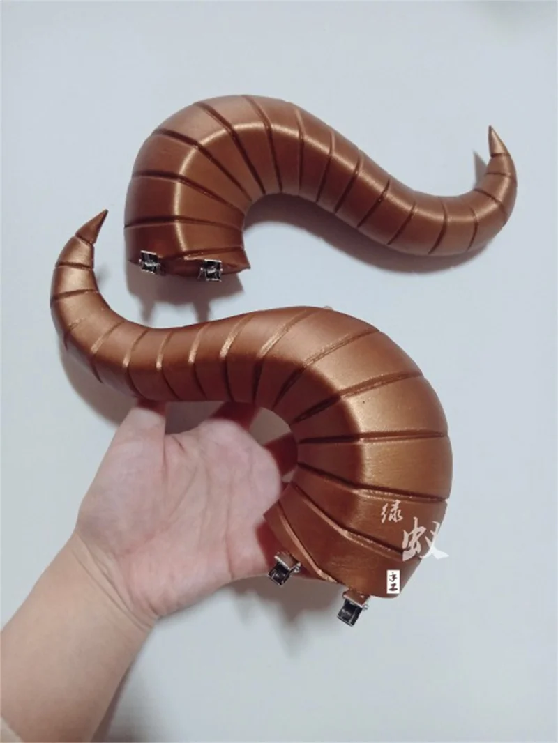 1 Pair BEASTARS Pina Cosplay Horns Goat Horns Head Clip Headwear Cosplay Props Accessories Hair Clip Halloween Christmas
