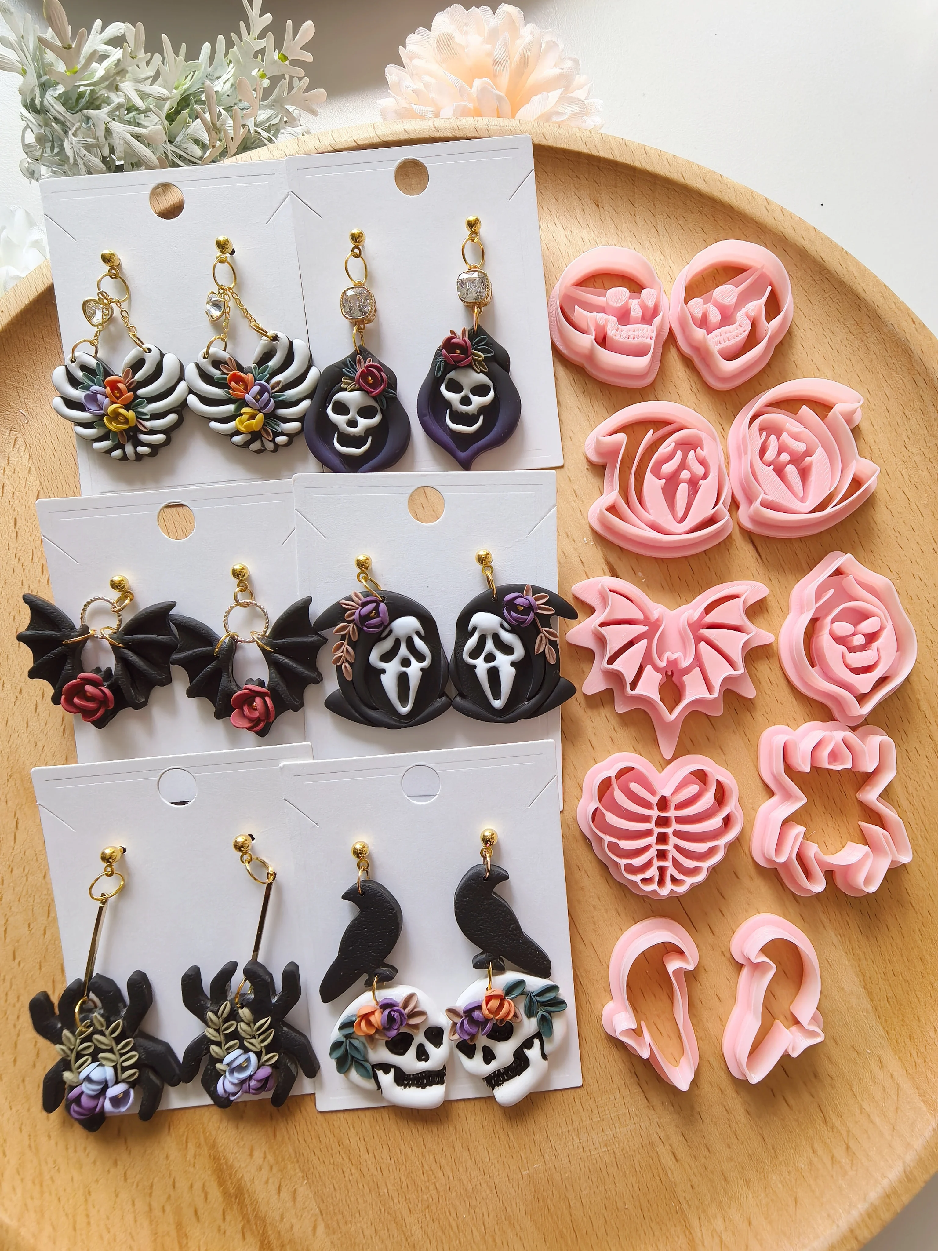 Halloween Series Polymer Clay Cutter Skull/Ghost/Bat/Spider/Crow Shaped Clay Cutting Molds For DIY Earring Jewelry Hand Tools