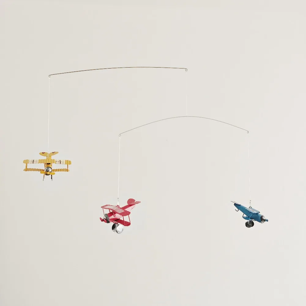 Retro Metal Airplane Dynamic Balance Pendant Wind Chime Pendant Airplane Ceiling Pendant Ornament Boy Bedroom Art Decoration