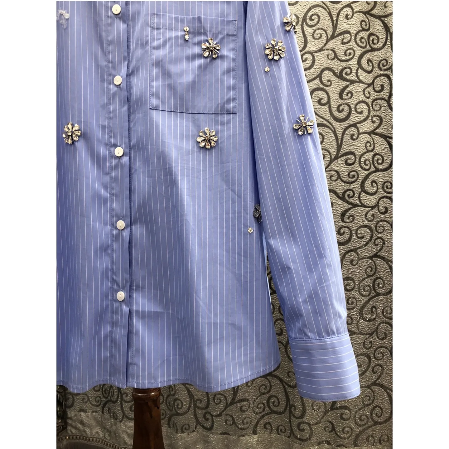 Camisas de algodão de alta qualidade 2025 estilo outono feminino turn-down colarinho listrado impressão cristal miçangas deco manga longa camisas azuis