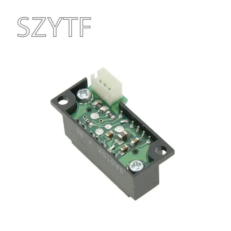 Infrared distance sensor 2-15 cm GP2Y0A51SK0F digital output