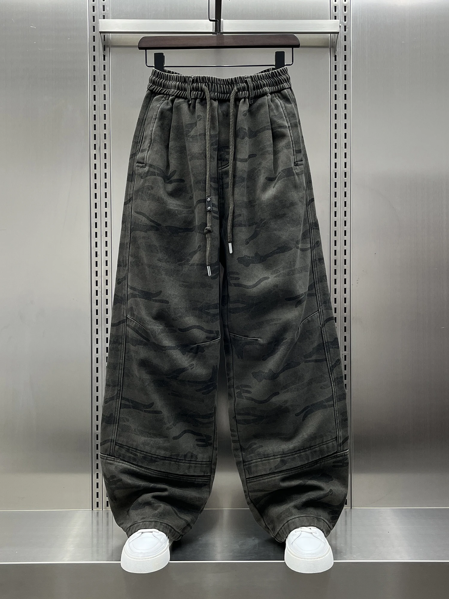 

Мужские камуфляжные повседневные брюки на флисовой подкладке, широкие рабочие брюки, осенне-зимние модные теплые свободные брюки