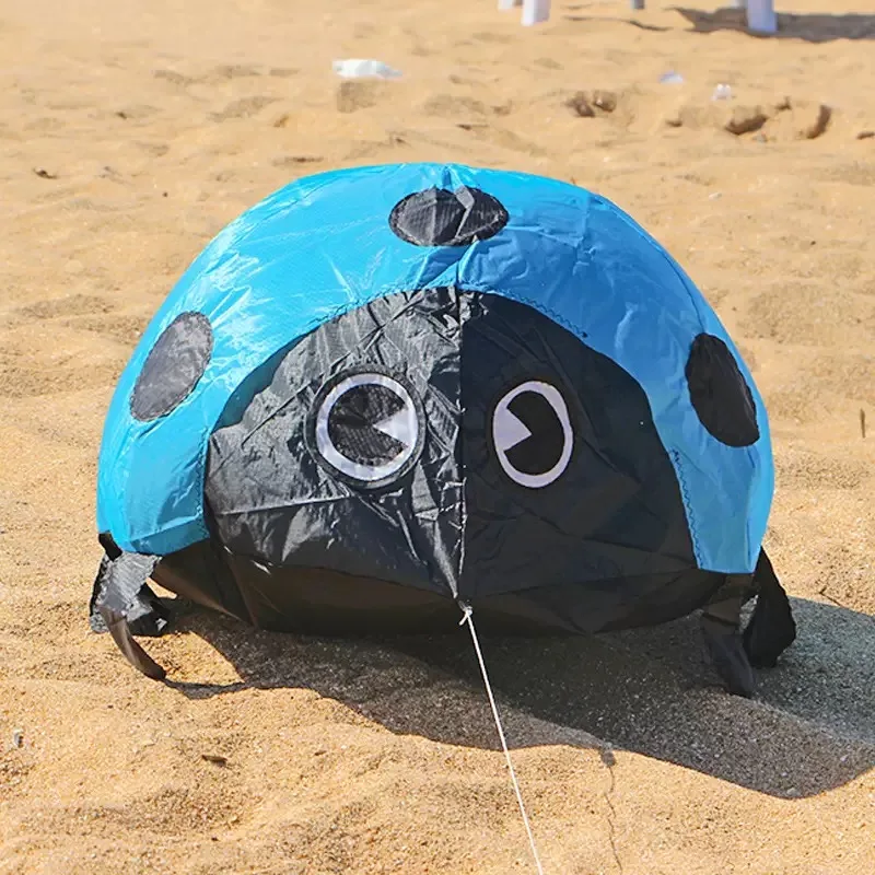 Thumbnail 4 - #39 Trending Kitesurfing Kites Right Now