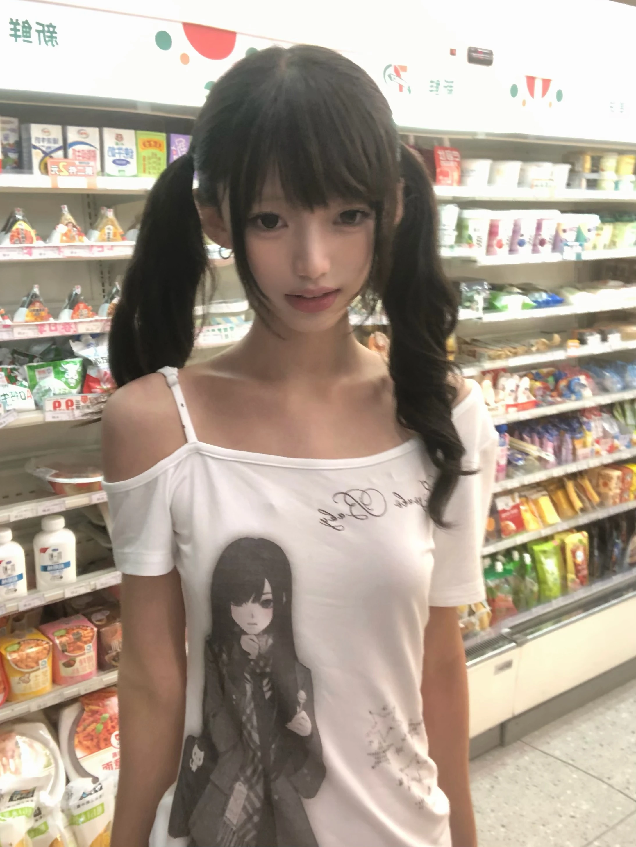 Karrram Japanisches Y2k Anime Print T-Shirt Vintage Harajuku Off-Shoulder Tops 2000er Cutrecore Kurzarm T-Shirt Amerikanisches Retro – Detail 7