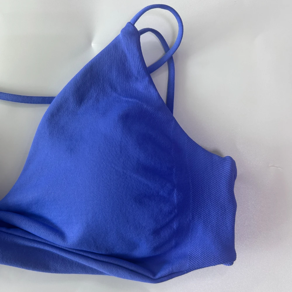 2-teiliges Set mit ausgestellten Leggings für Damen, Sport-BH mit Twist-Front, weite Yoga-Hose, nahtloses Yoga-Set, Trainingskleidung, Trainingsanzüge – Detail 23