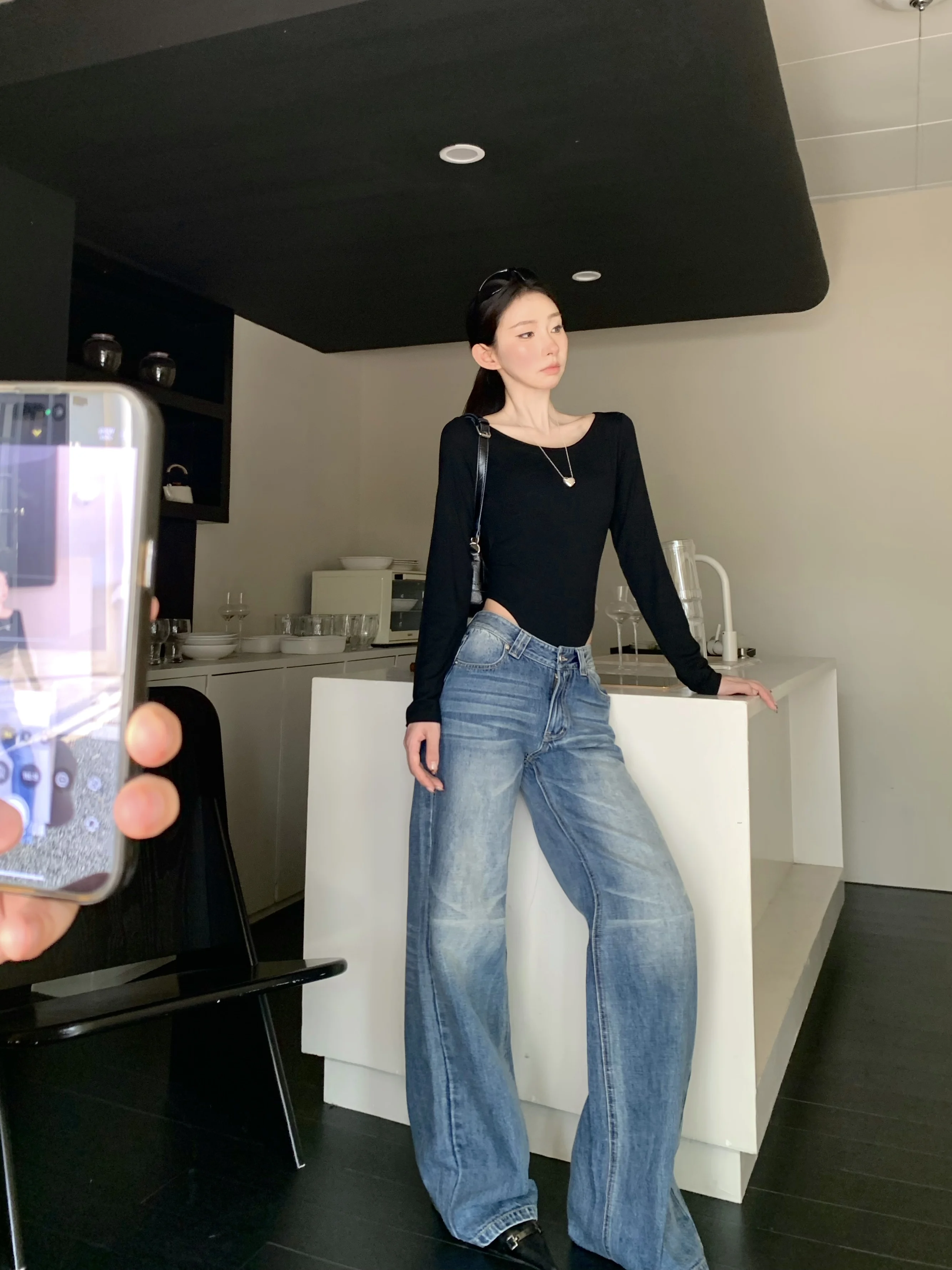 Retro Blue Denim High Waist Wide Leg Pants Women's Fashion Fall Season Micro Flared Straight Long Trousers Versatile Jeans