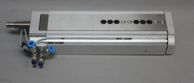 Brand New DGSL-12-100-Y3A 543981 Fast Transport
