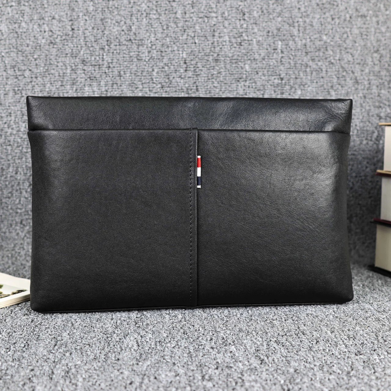 High Capaci Men's Leather Envelope Bag Top Layer Cowhide Vintage Handbag Luxury Wallet Handheld Soft Leather Purse for Youth view 3