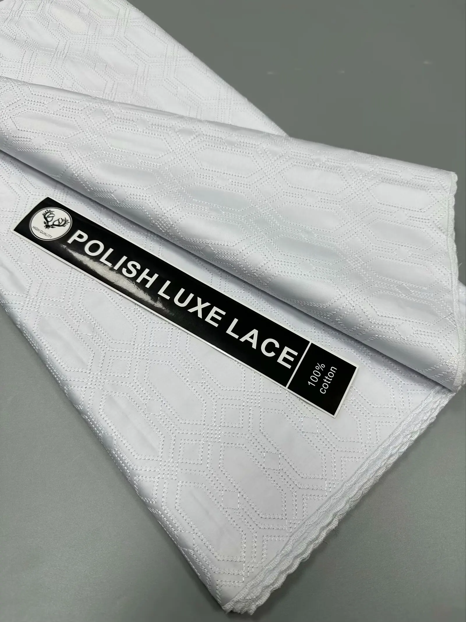 

Африканская нигерийская 100% хлопок, польская роскошная атласная ткань для вышивки, высокое качество, швейцарская вуаль, кружевной материал для мужчин, стиль Дубая