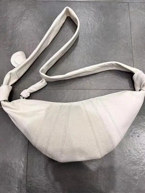 حقيبة كتف عصرية للشباب على شكل زلابية من الجلد الناعم بسعة كبيرة للتنقل اليومي في فصلي الخريف والشتاء