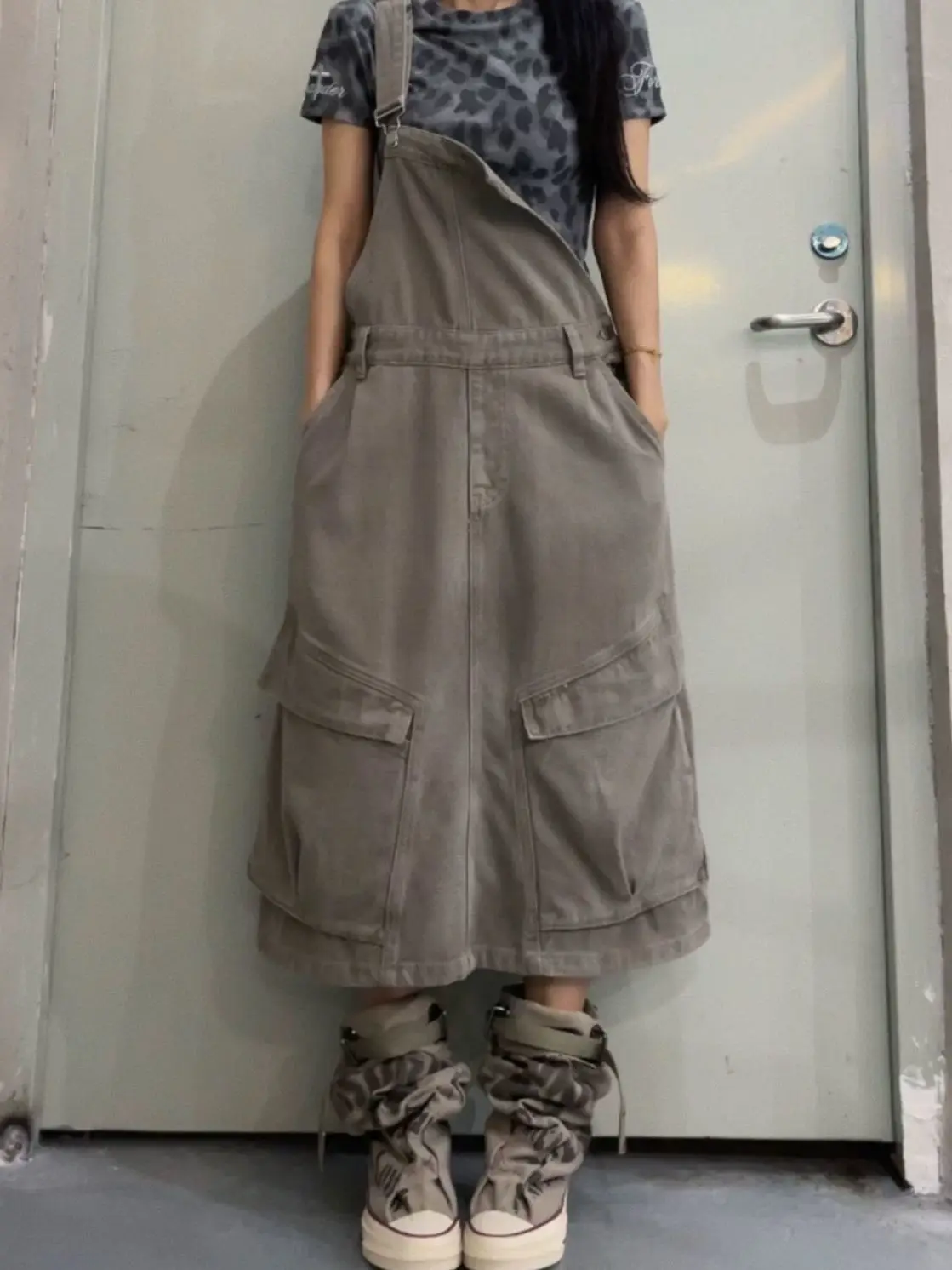 

Spring and Autumn New Women's Cowboy Jumpsuit Oversized Commuter Wide Leg Strap Pants