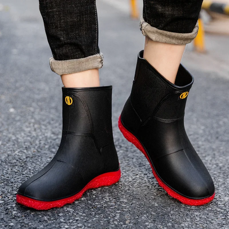 Men Mid-Cut Rain Boots Waterproof Men Ankle Boots Thick Sole Rain Boots Fashion Flat Men Casual Rain Boots Men Rubber Rain Boots