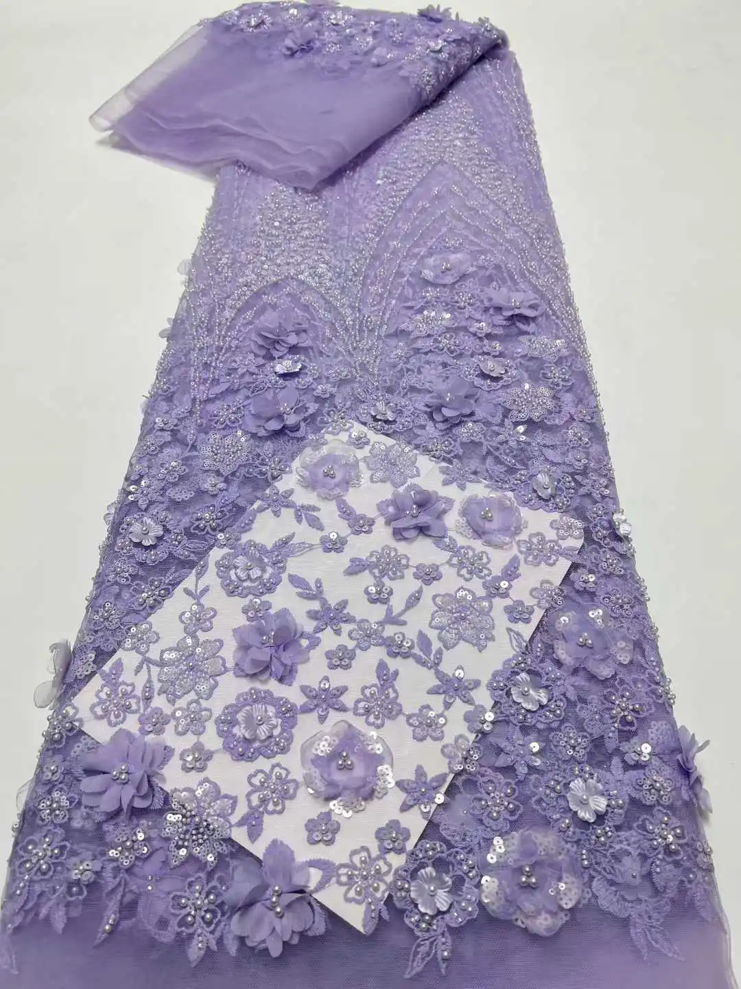 

2026 African 3D Flower Lace Fabric Embroidery French Mesh Lace Fabric Beaded Sequins Groom Nigerian Tulle Lace For Party Dress