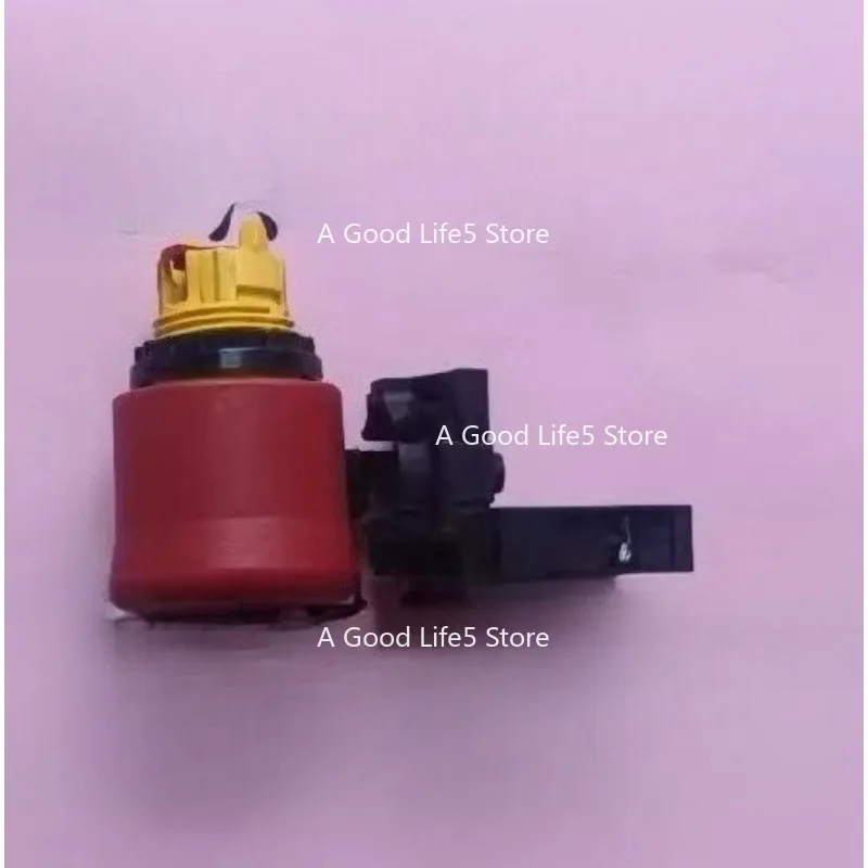 

Аксессуары для посудомоечных машин HOBART: Аварийный выключатель CCA CNA C44 FTC 887015-025