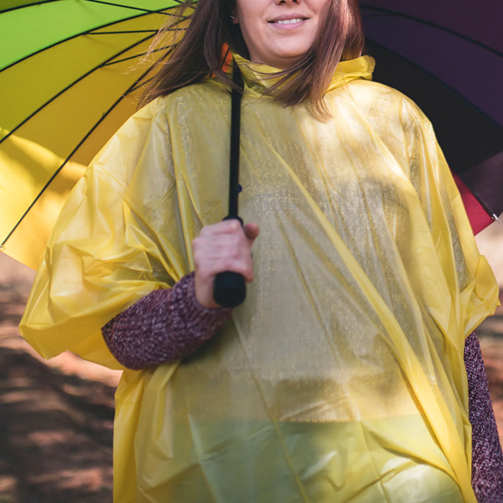 

10pcs Disposable Adult Use Ponchos R om Color Disposable Raincoat Waterproof Lightweight Outdoor Travel Thick Poncho