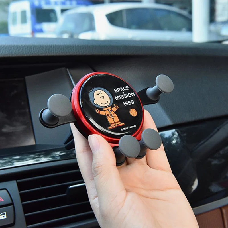 

Miniso Snoopy Anime Car Navigation Gravity Automatic Fixed Cartoon Cute Fashion Car Phone Holder Stand Magnetic Accessories