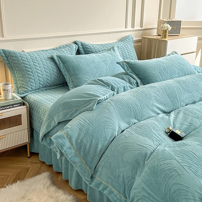 

2024 new milk fleece three-dimensional carved padded bed cover four-piece set fluffy and breathable