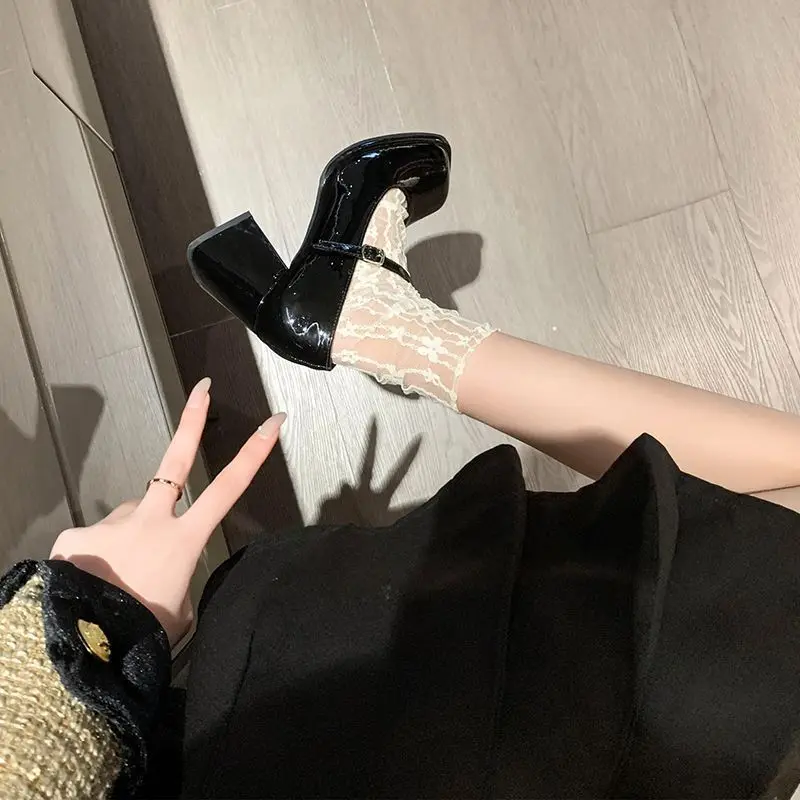 2024 Summer Mary Janes Vintage Black Sandals Woman Buckle Non-Slip Casual Medium Heels Office Ladies Solid Elegant Heels Korean