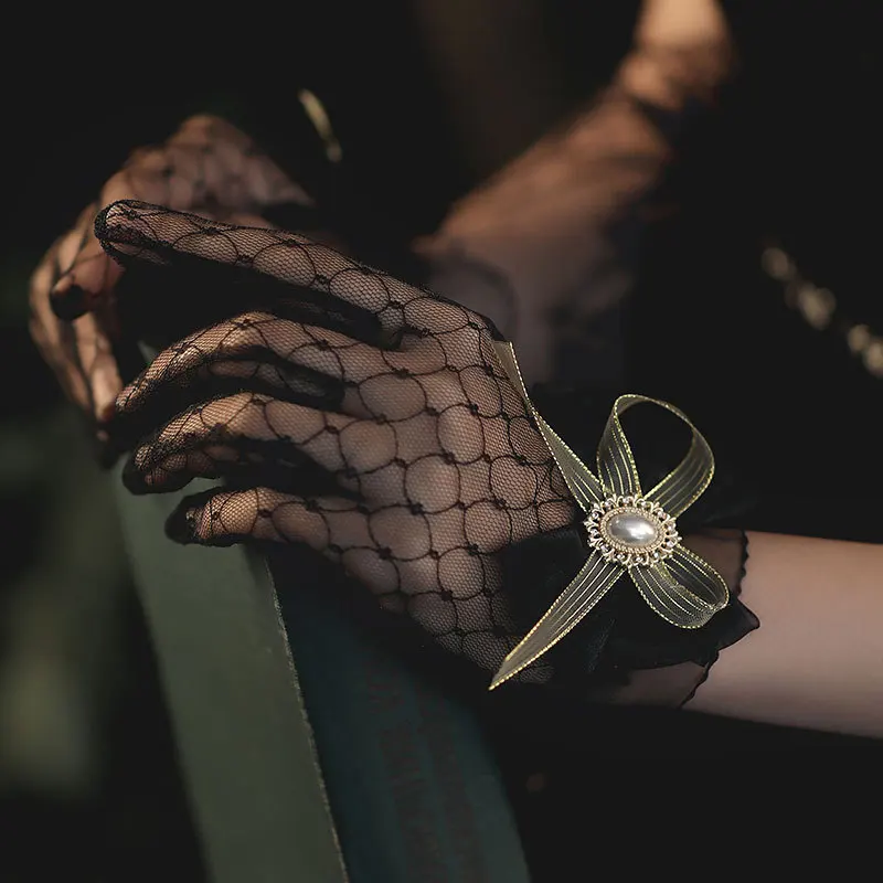 Wholesale Black Gloves Sexy Lace Short Tulle Full Finger  Driving Gloves Cheap Bride Gloves Guantes Accessoires Mariage 2025