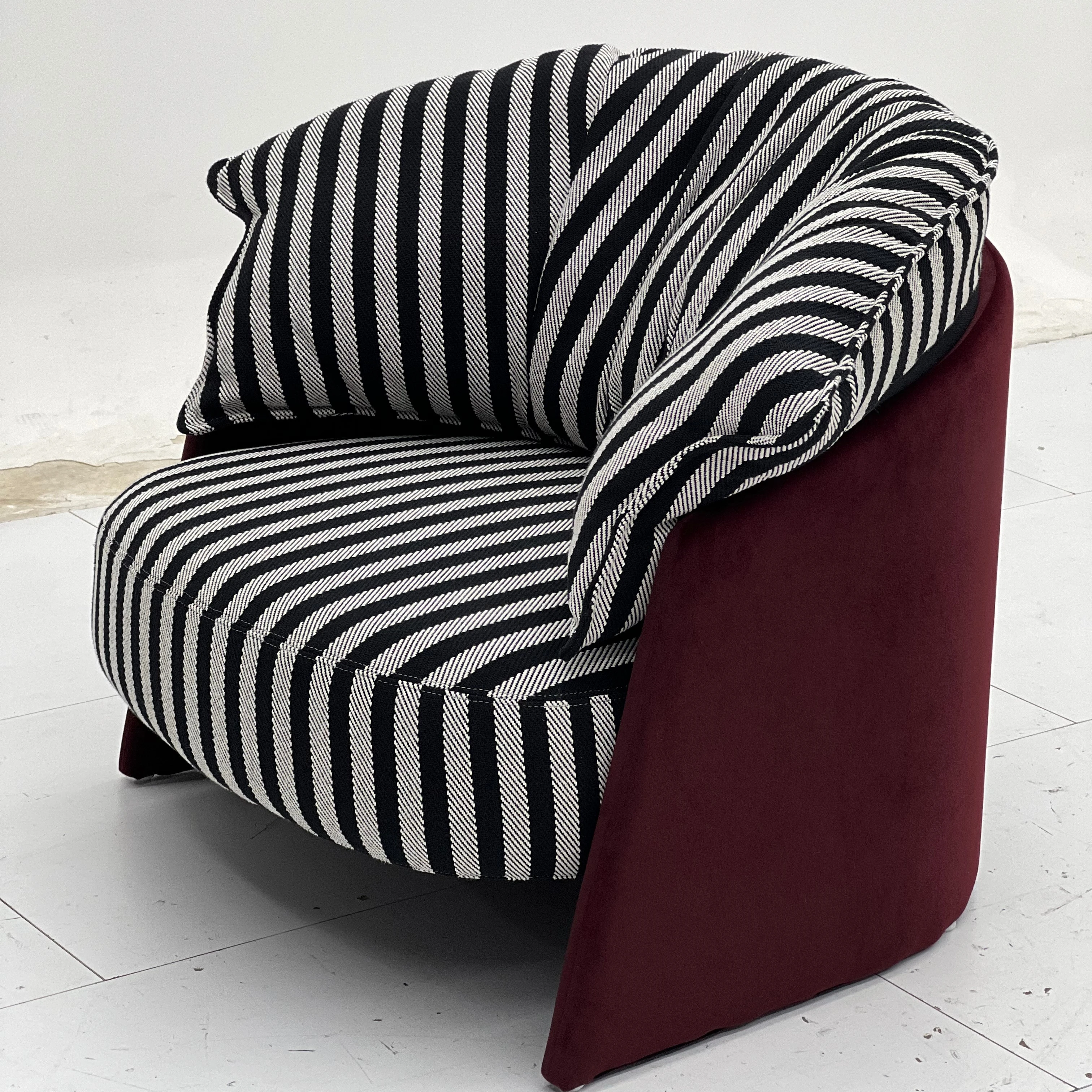 Modern Scandinavian Designer Fabric Reclining Chair Leisure Chair Bedroom Living Room Home Furniture Villa Park Application