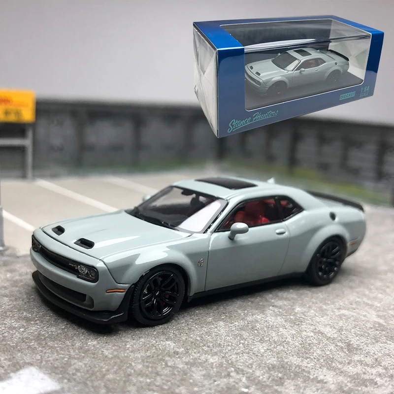 

Модель автомобиля из сплава под давлением в масштабе 1/64 Dodge SRT Hellcat, Классическая Коллекционная модель, демонстрационные Игрушки для мальчиков