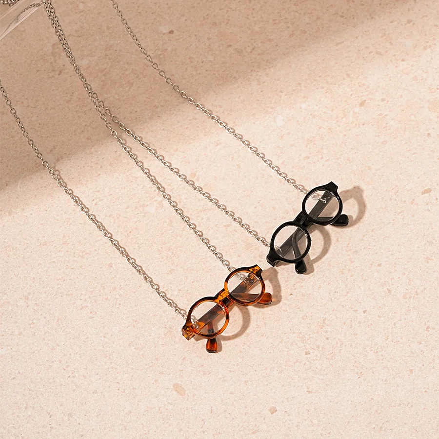 Personalized sweet and cool style resin glasses necklace fashionable niche collarbone chain simple item decoration