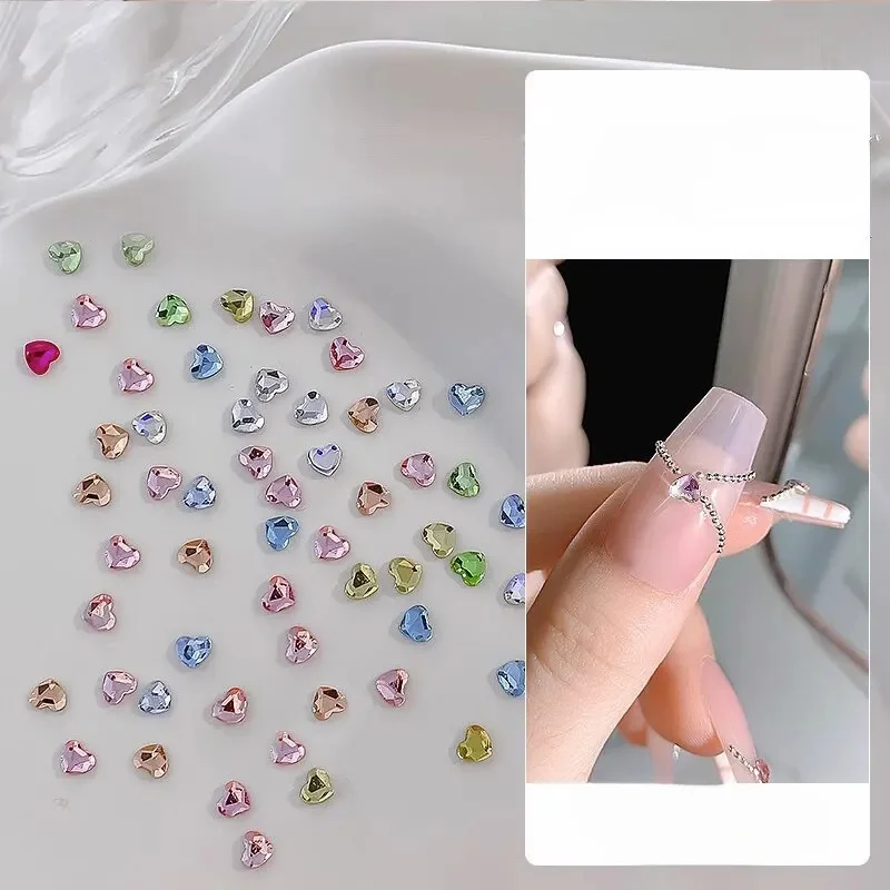 50 Stück Mini-Liebesherz-Diamanten für Nageldekoration, super funkelnde, flache Diamanten, bunte kleine Pfirsichherzen, Explosionsglanz