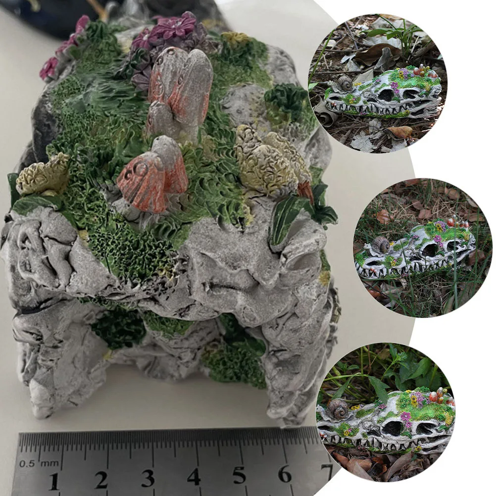 

Resin Snail on Dinosaur Skull Statue Resin Decor Outdoor Balcony Decorative Ornament Garden Decorations