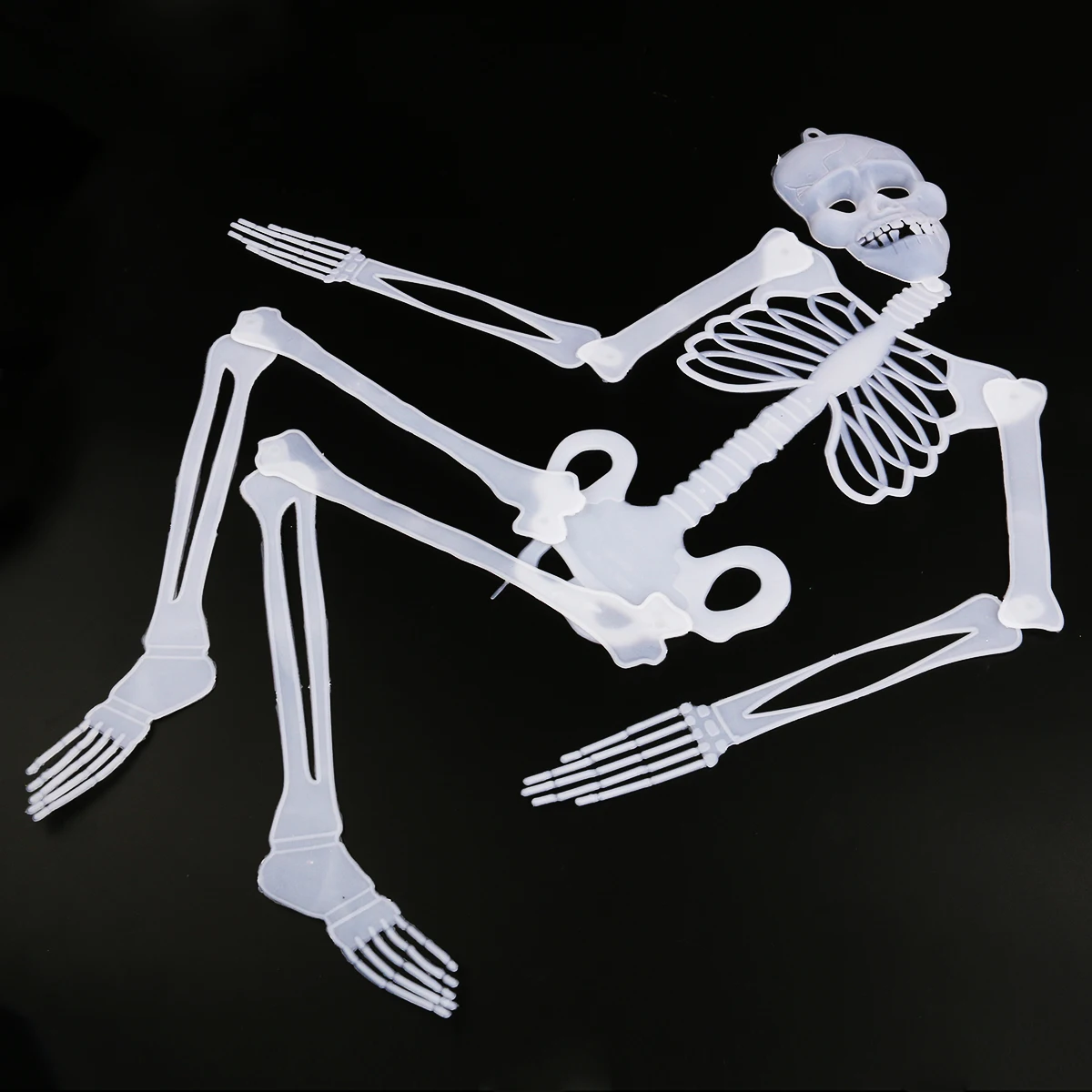 

Luminous 90cm Durable Plastic Hanging Decoration Halloween Props Scary Atmosphere Glow in Dark