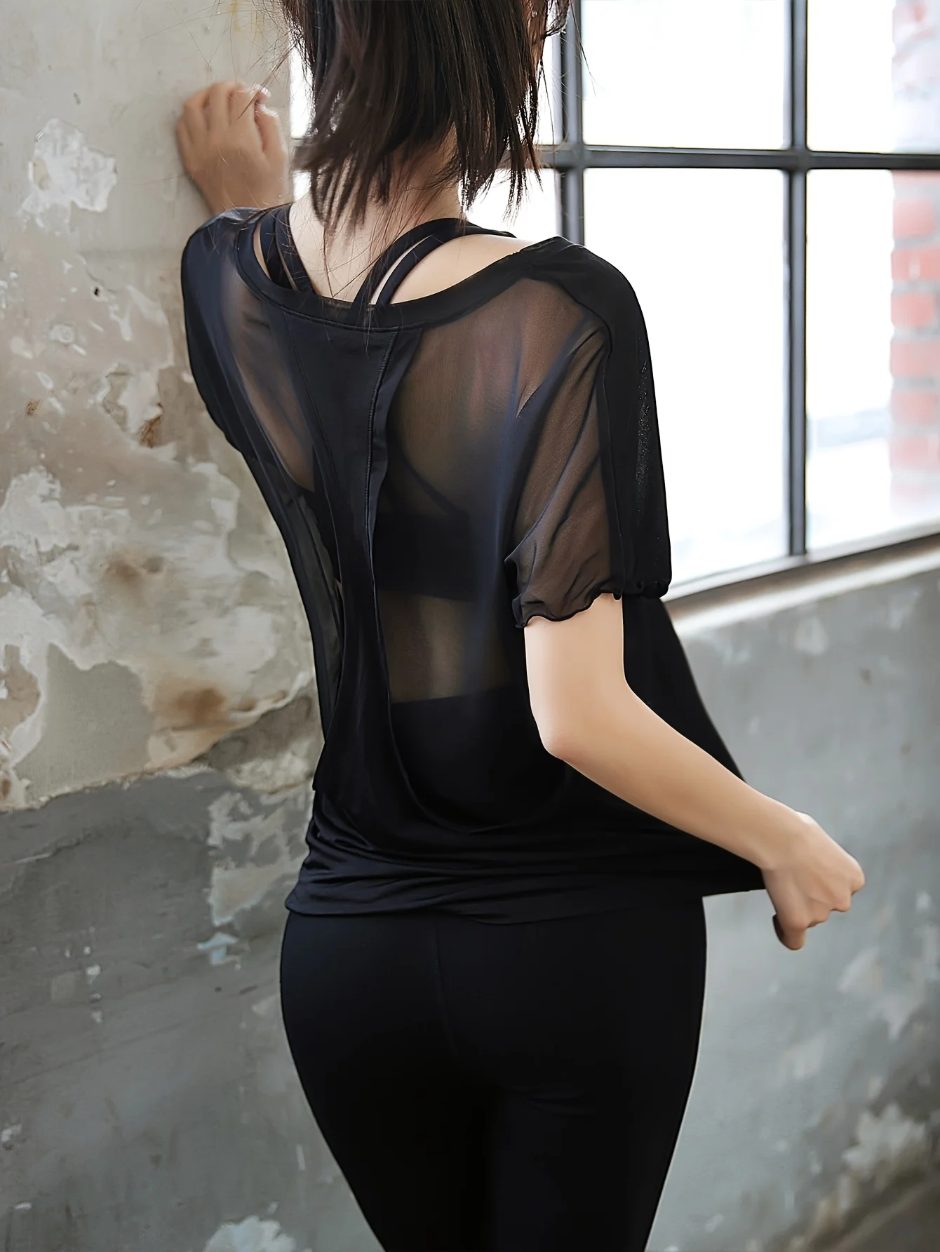 Sports Tops for Women, Short-Sleeved Yoga Fitness Clothes, Loose Quick-Drying Casual T-Shirts, Mesh Breathable Sun Protection Cover-Ups, Morning Running Clothes
